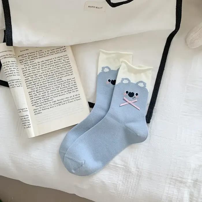 Chaussettes coréennes confortables et polyvalentes en coton pour femmes, chaussettes mi-tube style Preppy, mignonnes, avec animaux de dessin animé, Kawaii, douces, pour filles