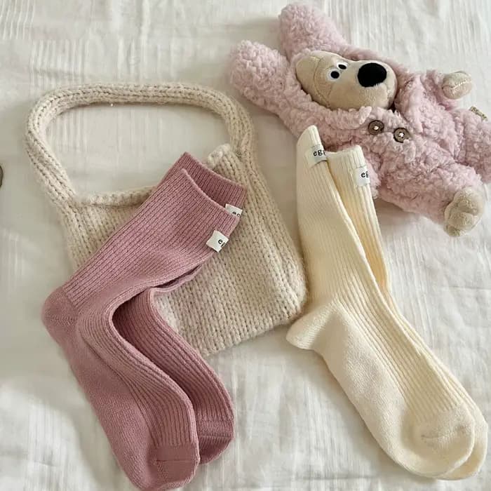 Chaussettes mi-tube en laine à rayures douces pour femmes