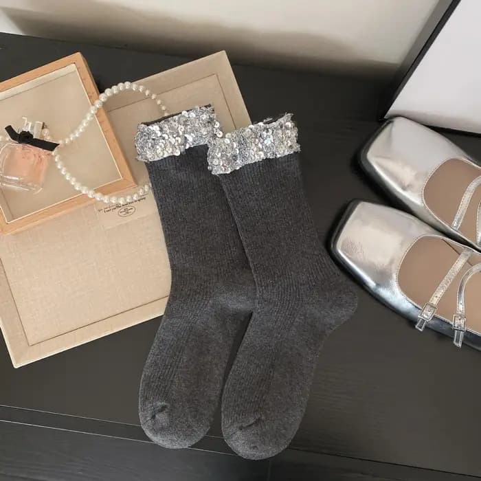 Chaussettes pour femmes, élégantes, polyvalentes, douces, chaussettes mi-tube à paillettes, style coréen, simples, confortables, respirantes, en coton