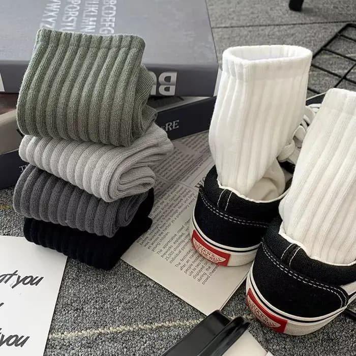 Nouveau 5 paires Cool hommes noir blanc chaussettes chaudes ensemble automne hiver mâle couleur unie Sport
