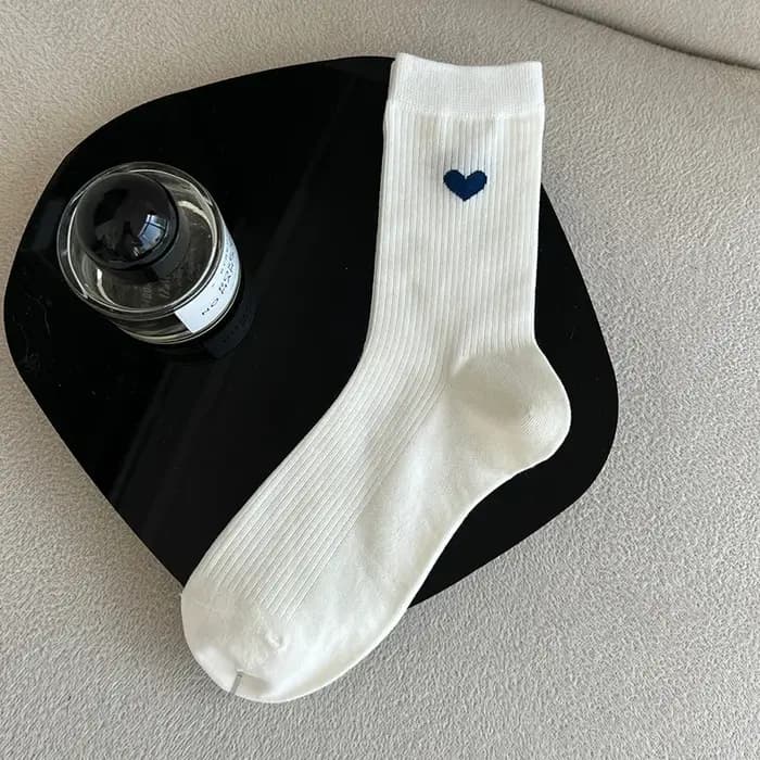 Chaussettes pour femmes coréen amour Simple polyvalent doux Kawaii mi Tube