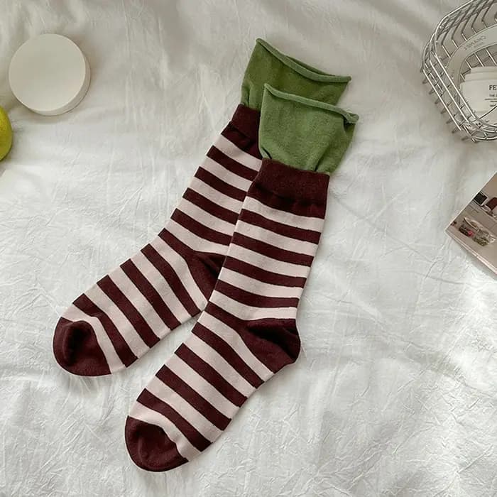 Chaussettes à rayures rétro pour femmes, tube moyen, bas en coton, bas coréens, chaussettes japonaises, printemps et automne