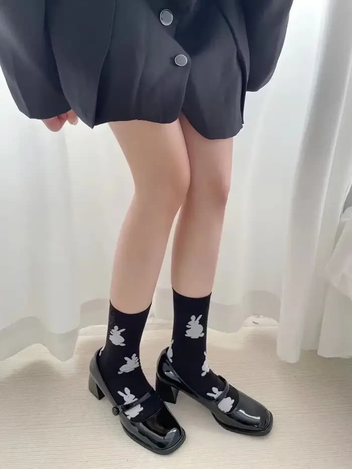 Chaussettes mi-mollet pour femmes, motif lapin mignon, en coton, respirantes, couleur unie, style simple et tendance, collection Printemps-Été, vente en gros