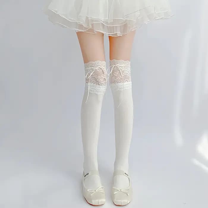 1 paire de chaussettes en velours blanc avec ruban à nouer, style Lolita, mignonnes et douces, mi-mollet, pour femmes, chaussettes hautes Kawaii