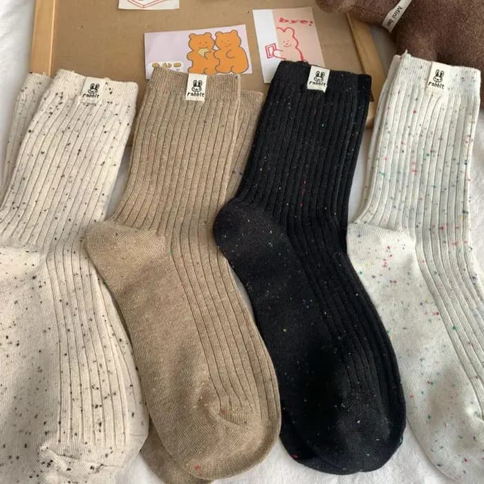 4 paires de chaussettes mi-tube imprimées de dessin animé pour femmes