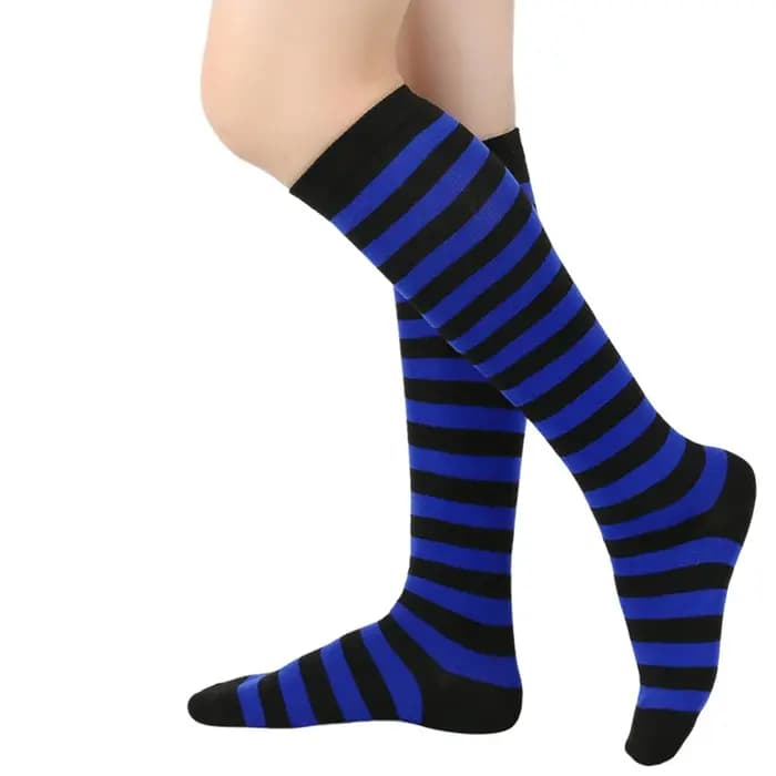 Chaussettes mi-mollet tendance à rayures fines pour femmes