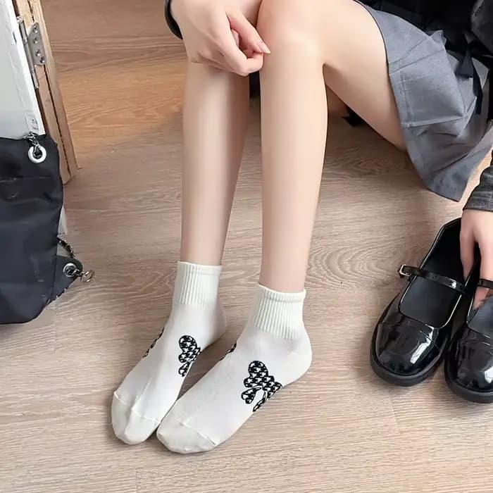 Chaussettes pour femmes printemps été nouveau nœud à la mode Kawaii mignon doux Tube court