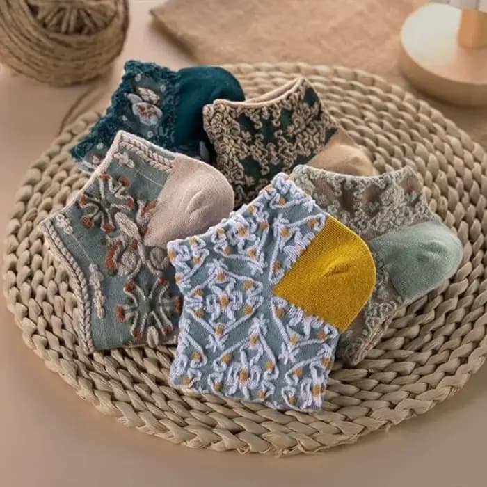 5 paires femmes Vintage mignon chaussettes ensemble femme dame Harajuku Kawaii fille florale Sport