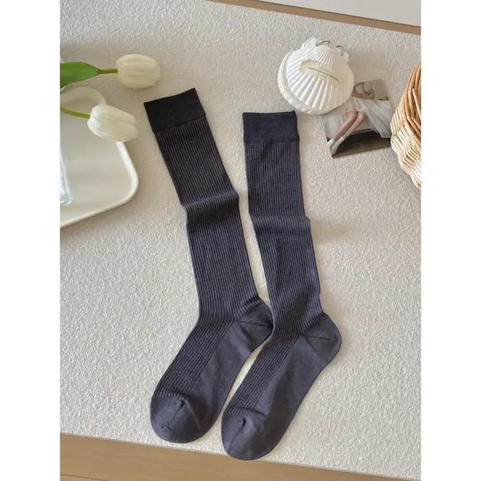 Chaussettes longues en soie pour femmes