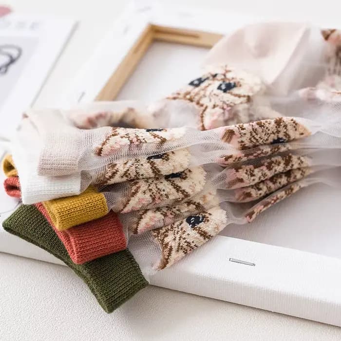 Chaussettes chat mignonnes transparentes pour femmes, chaussettes Kawaii pour dames, bas en fibre de verre, cristal fin, mode japonaise, chaussettes carillon coréennes, été