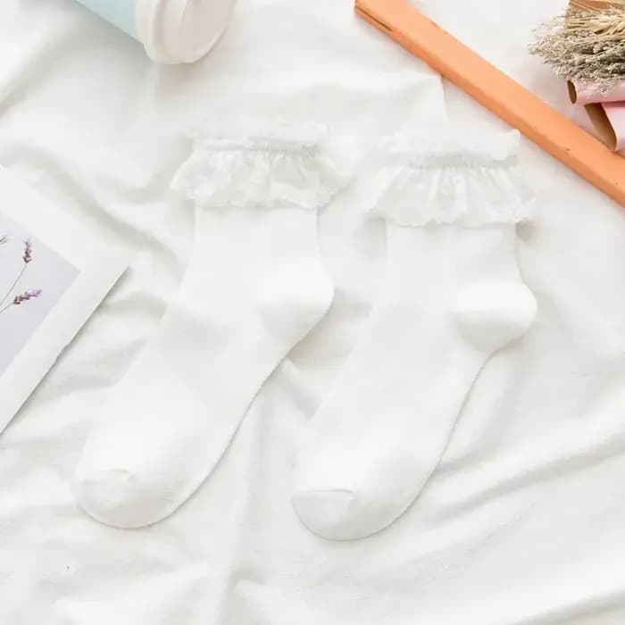 Chaussettes blanches d'été à manches mi-longues pour femmes