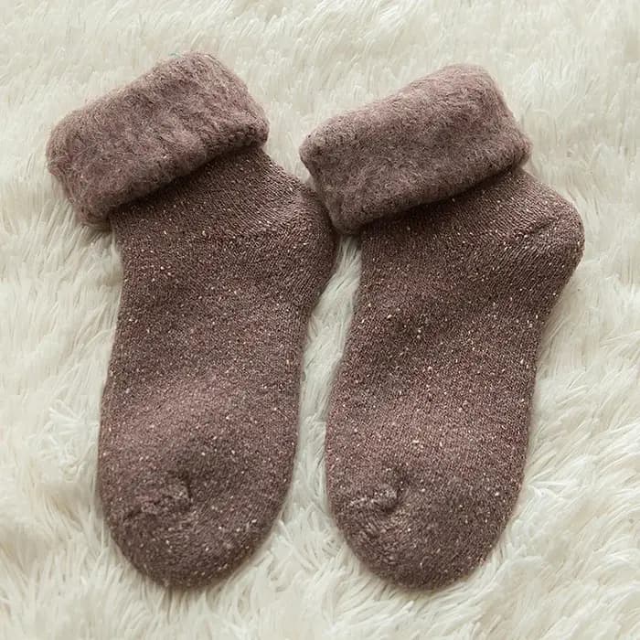 Chaussettes d'hiver en laine pelucheuse pour femmes