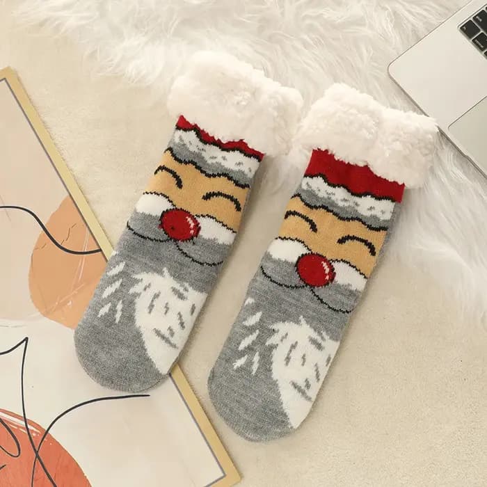 Chaussettes de sol chaudes d'hiver pour femmes, en peluche douce, antidérapantes, meubles courts, velours Extra épais, dessin animé, chaussettes de noël pour dames