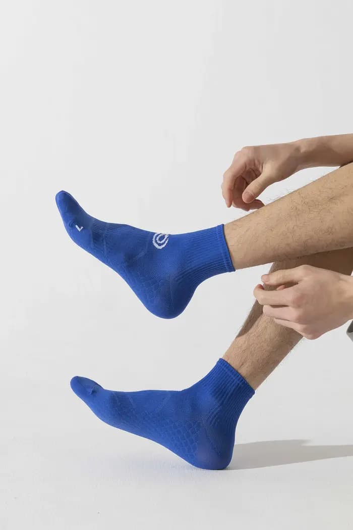 Chaussettes de sport, tube de course pour femmes, yoga respirant, corde à sauter, chaussettes courtes à séchage rapide, anti-odeur et absorbant la sueur pour