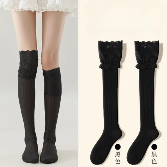 Nouvelles chaussettes longues en dentelle gris-blanc pour femme