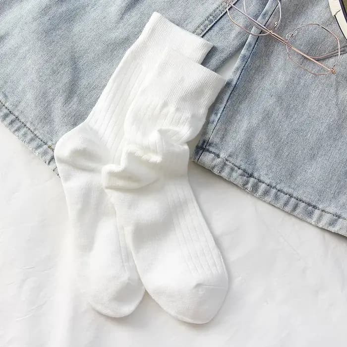 Chaussettes hautes pour filles du lycée, mode japonaise et coréenne, couleur unie, blanc, kaki, Beige, chaussettes amples, tricotées en coton, longues pour femmes