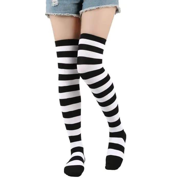 1 paire de chaussettes JK élégantes au genou pour dames