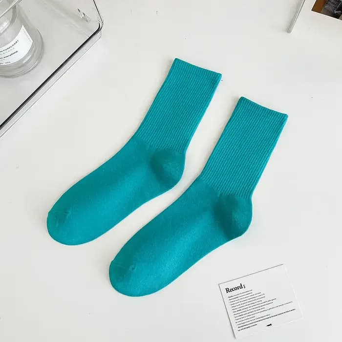 Mode femmes été chaussettes de danse hommes blanc noir rouge respirant doux coton chaussettes filles mi Tube coréen coloré unisexe chaussettes